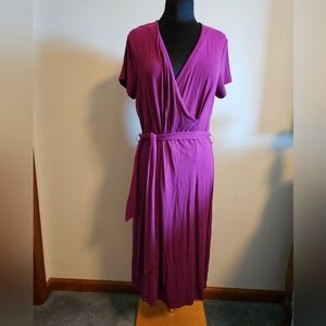 Talbots Short Sleeve Berry Color Jersey Midi Dress 12